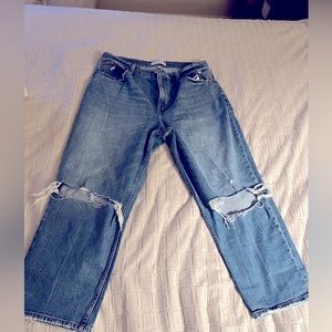 Ankle straight high waist Abercrombie jeans. Curve love